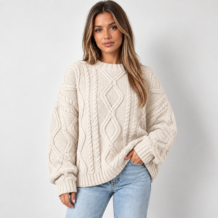 Lisbeth | Oversized Kabelstrikket Sweater til Kvinder med Rund Hals Abrikos