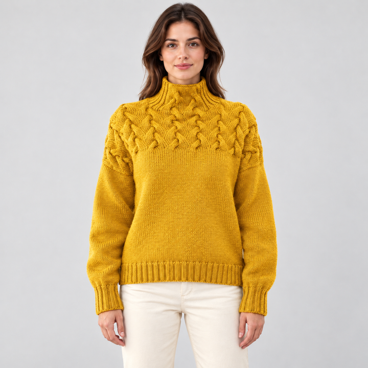 Liva | Kabelstrikket Rullekravesweater til Kvinder med Lange Ærmer