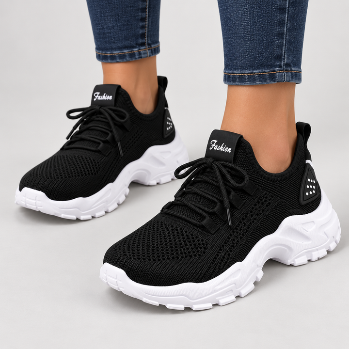 Malene | Komfortsneakers til Kvinder med Bred Tåboks og Polstret Sål